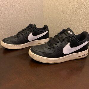 Nike Air Force 1 2007 Black White  NBA 823511-007 Shoes Men's Size 10.5